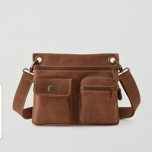 Roots Genuine Leather Crossbody/Shoulder Bag.